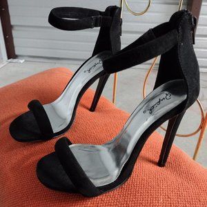 Qupid open suede stiletto heel